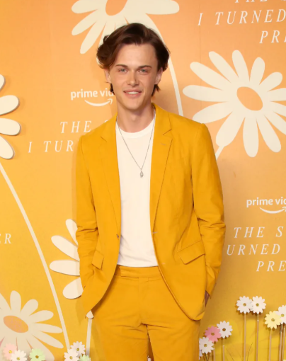 Gavin Casalegno Height